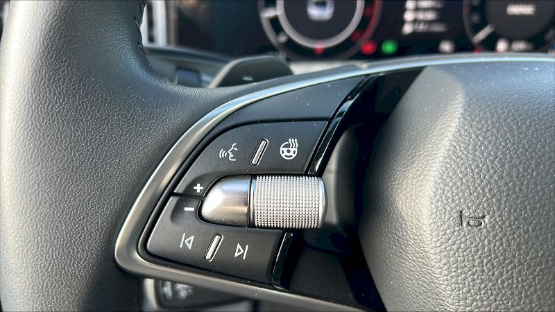 Škoda Superb (2024) SELEC TD 110/2.0 A7F - fotka 27 z 30