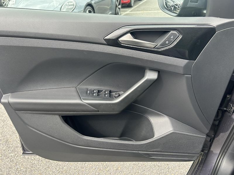 Volkswagen T-Cross People 1.0 TSI 85 kW 6G - fotka 17 z 27