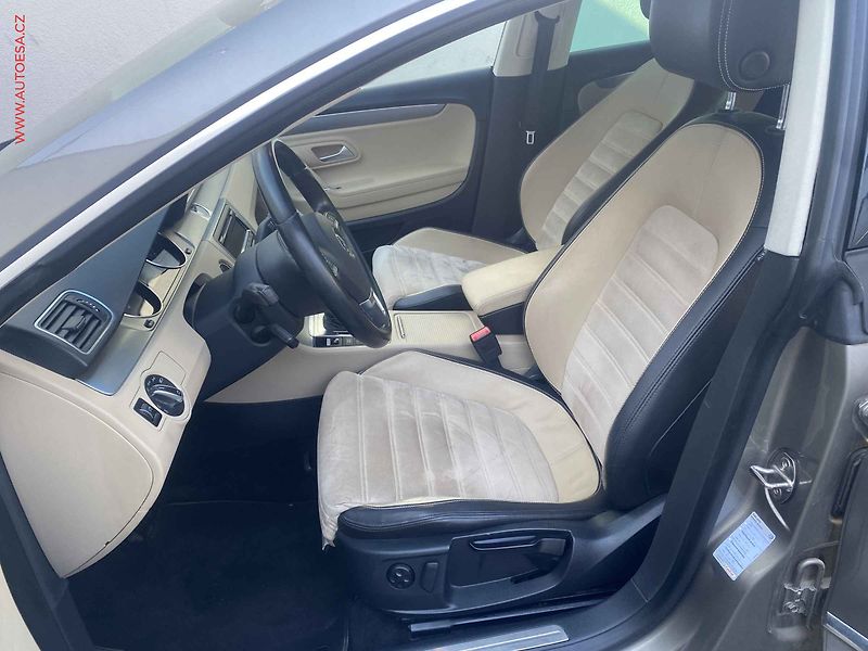 Volkswagen Passat CC (2013) 2.0 TDi, 1.maj,ČR, servis - fotka 9 z 17