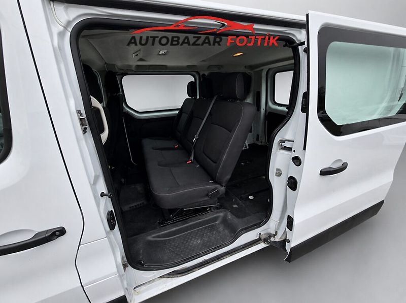 Renault Trafic (2017) 1.6 DCi 92KW 8.místné - fotka 11 z 23