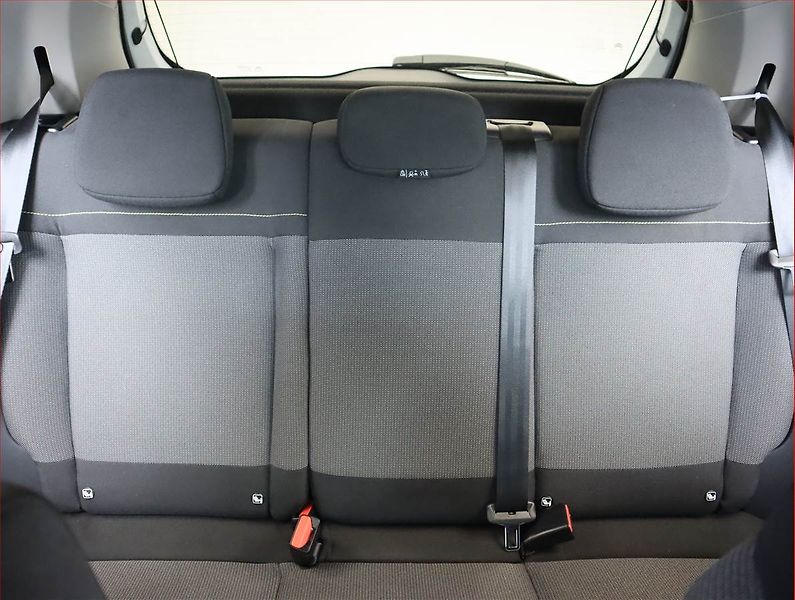 Citroën C3 (2023) 1.2 PureTech, Automat - fotka 10 z 22