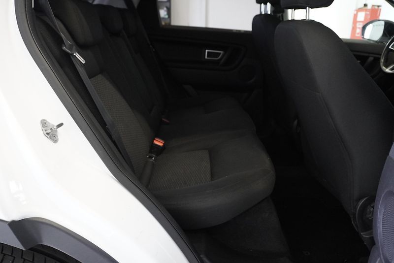 Land Rover Discovery Sport 2.0D 110kW,TAŽNÉ,140 000KM! - fotka 25 z 26