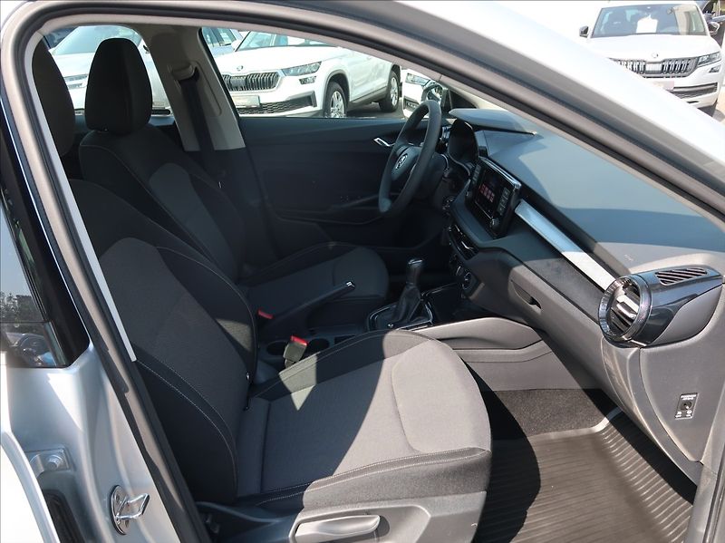 Škoda Fabia 1,0 TSi,70kW,1majČR,Serv.kn. - fotka 13 z 25
