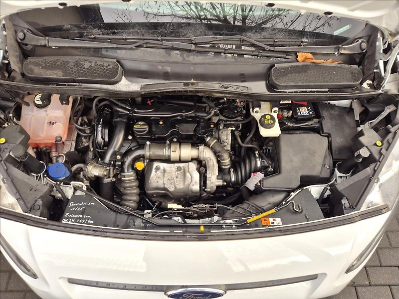 Ford Tourneo Connect 1,6 TDCi Long DPH! REZERVACE!! - fotka 25 z 28