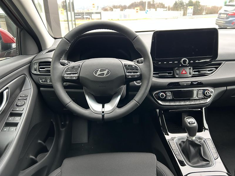Hyundai i30 WG 1,0 TGDI STYLE SAFETY - fotka 11 z 32