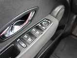Renault Fluence (2015) 1.6 16V, LPG, Tempomat - náhled 16
