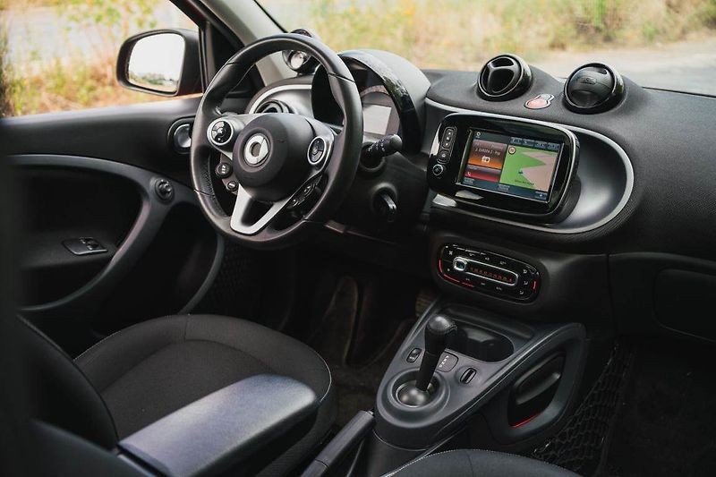Smart Forfour (2019) EQ, SoH 86%, Automat - fotka 3 z 29