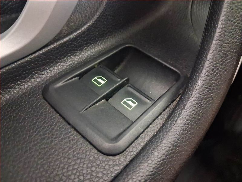 Škoda Roomster (2008) Style 1.4 16V - fotka 16 z 16