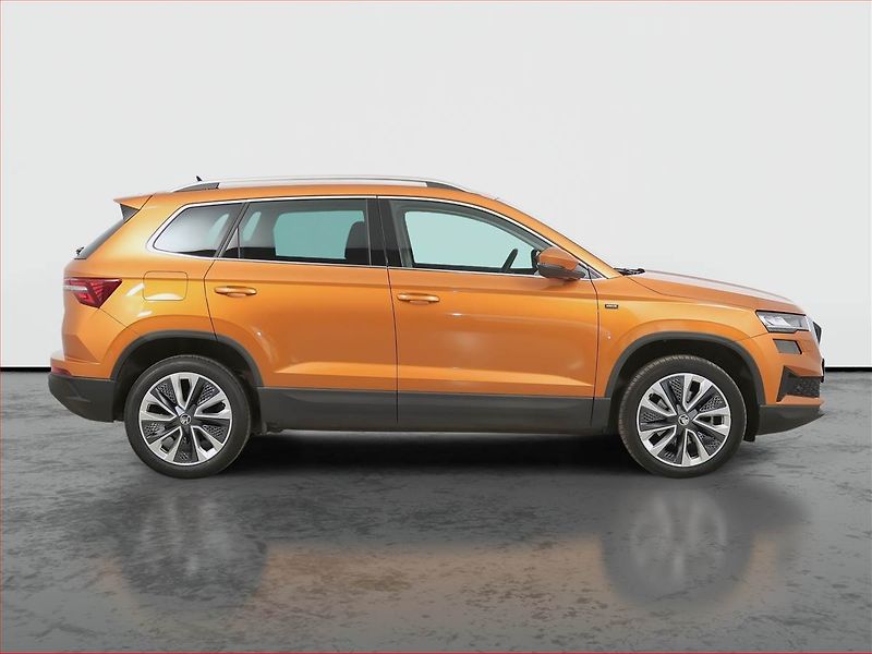 Škoda Karoq (2024) 1.5 TSI, Drive, FullLed - fotka 6 z 16