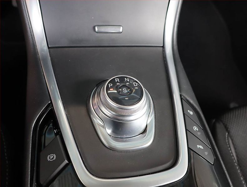 Ford S-MAX (2021) Titanium 2.0 TDCi, Automat - fotka 13 z 25
