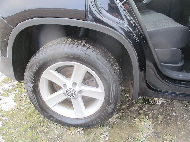 Volkswagen Tiguan 1.4TSi*110kW *TAŽ.ZAŘ*VÝHŘEV* - fotka 30 z 47