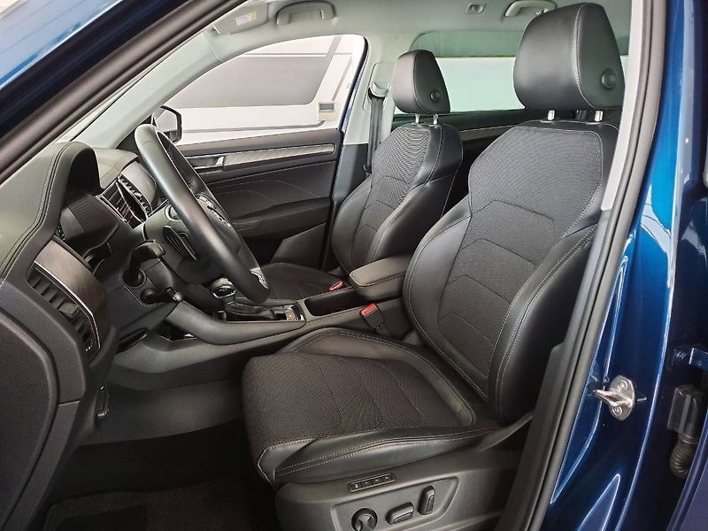 Škoda Kodiaq (2023) Style 2.0 TSI 4x4 (140kW/190k) - fotka 7 z 27