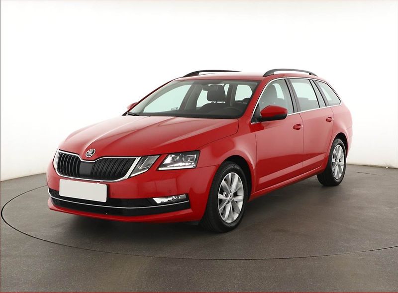 Škoda Octavia (2019) 1.5 TSI, ČR,1.maj, Tempomat - fotka 2 z 19