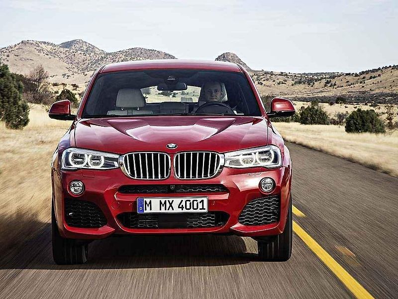 BMW X4.