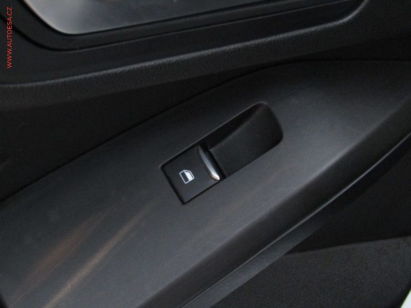 Ford Focus (2020) 1.5TDCI, 1.maj, AC, LED - fotka 12 z 18