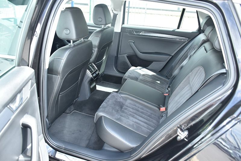 Škoda Superb (2020) Style 2.0 TDI 110kW DSG - fotka 25 z 34
