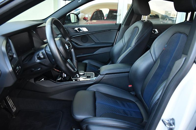 BMW Řada 2 218d M-SPORT 1M ČR - fotka 9 z 42