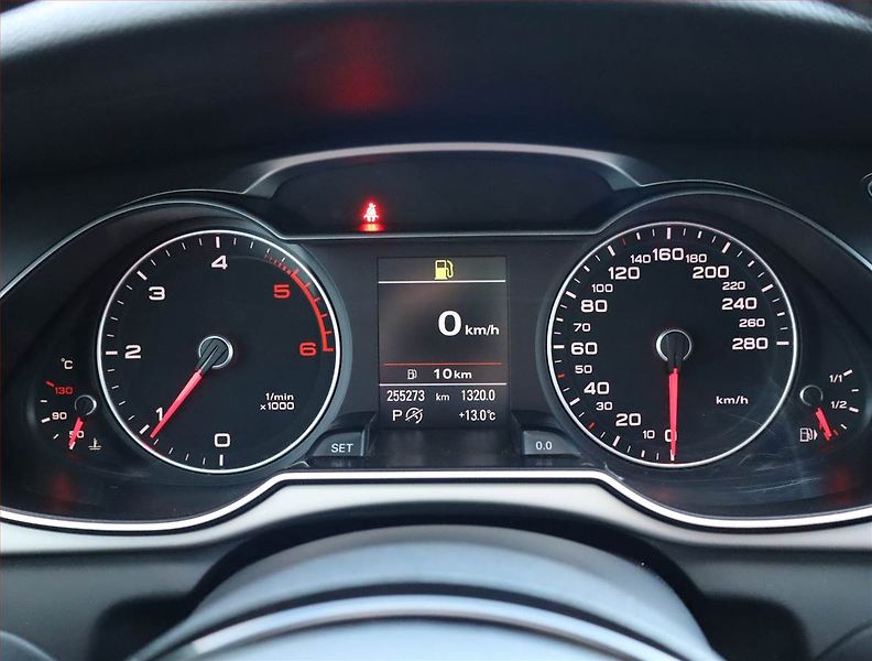Audi A4 Allroad (2014) 2.0 TDI, 4X4, Automat - fotka 11 z 24