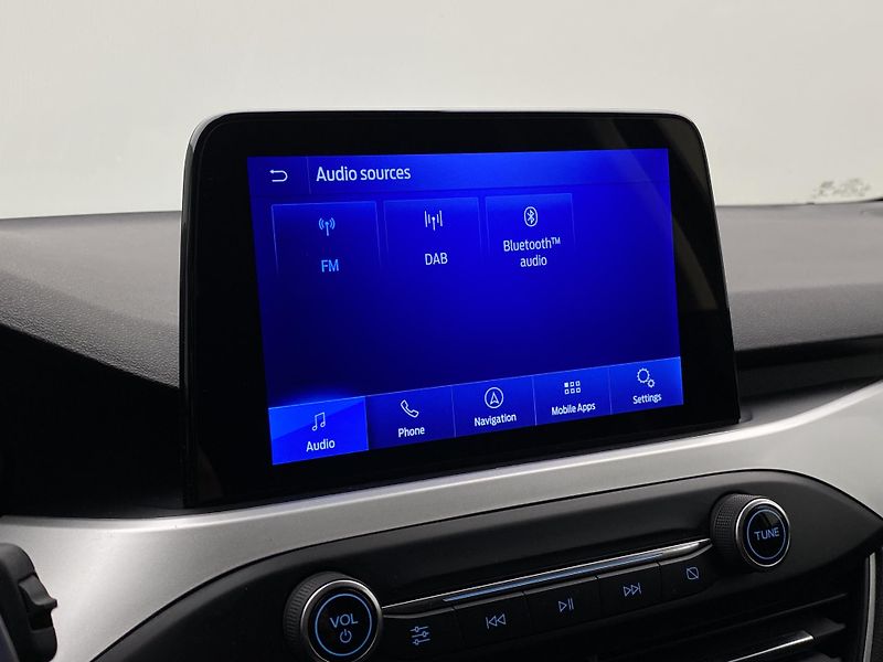 Ford Focus 1.5 ECOBOOST TITANIUM AUT - fotka 33 z 40
