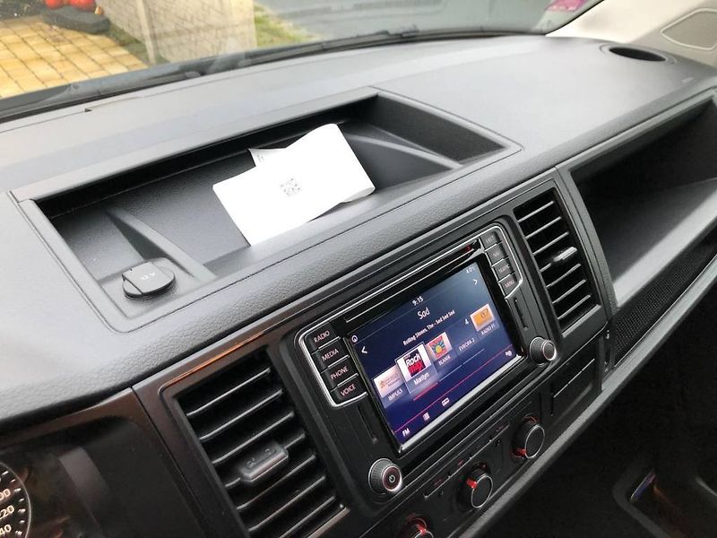 Volkswagen Caravelle (2016) 2,0 TDI 150 kW - fotka 15 z 22