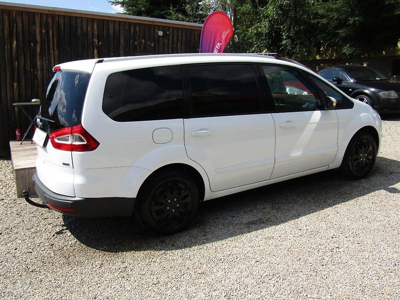 Ford Galaxy (2013) 1.6 TDCi  ZIMNÍ + LETNÍ PNEU - fotka 10 z 34