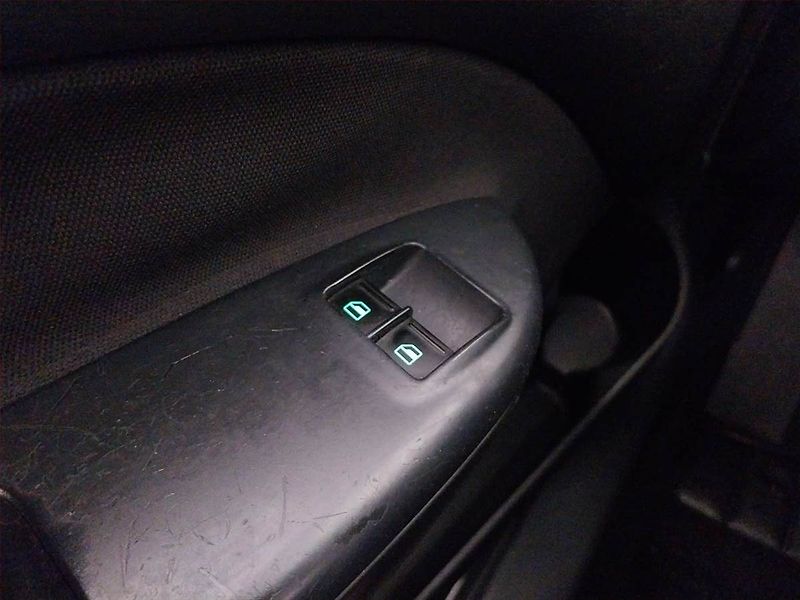Škoda Octavia (2006) Ambiente 1.9 TDI, Serv.kniha - fotka 15 z 16