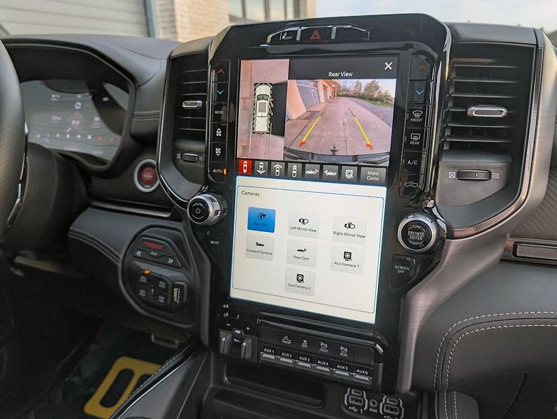 Dodge RAM 1500 TRX, Equipment Level 2 - fotka 18 z 32
