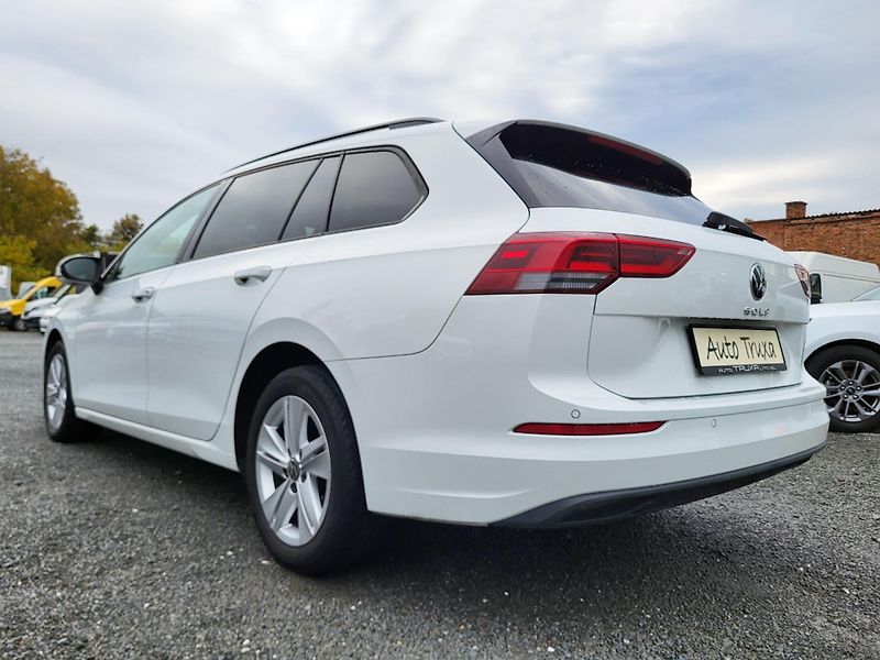 Volkswagen Golf Variant 2.0 TDi BMT 85kW LIFE - fotka 40 z 49