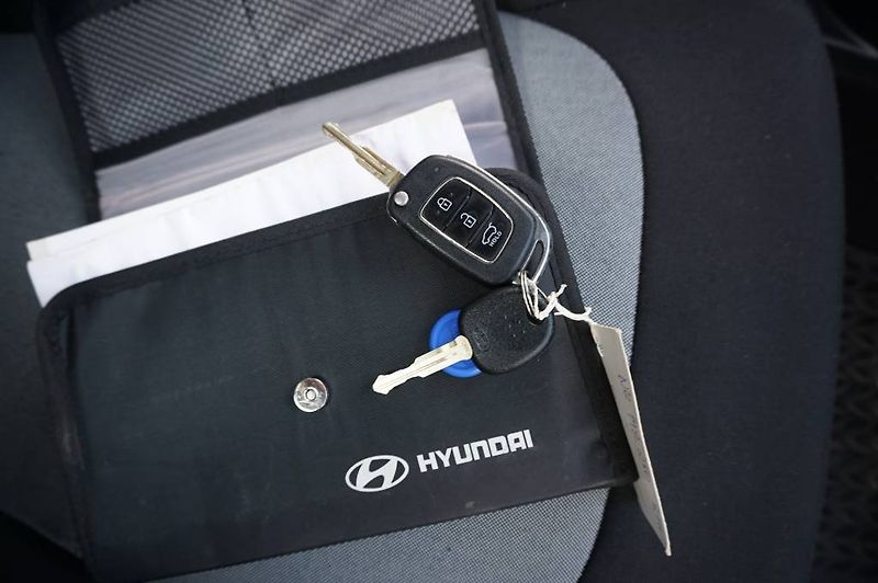 Hyundai i10 (2022) 1,0 1 MAJ .V ČR. - fotka 15 z 26