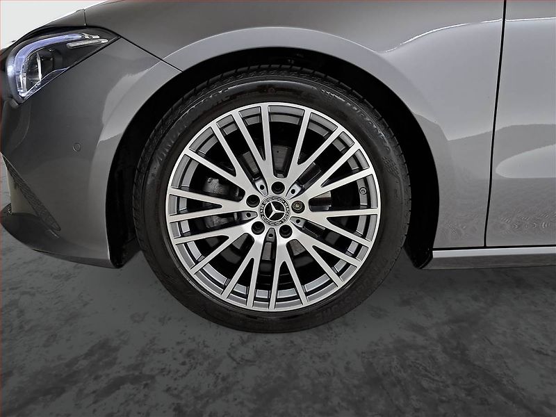Mercedes-Benz CLA (2020) 180 - fotka 15 z 23