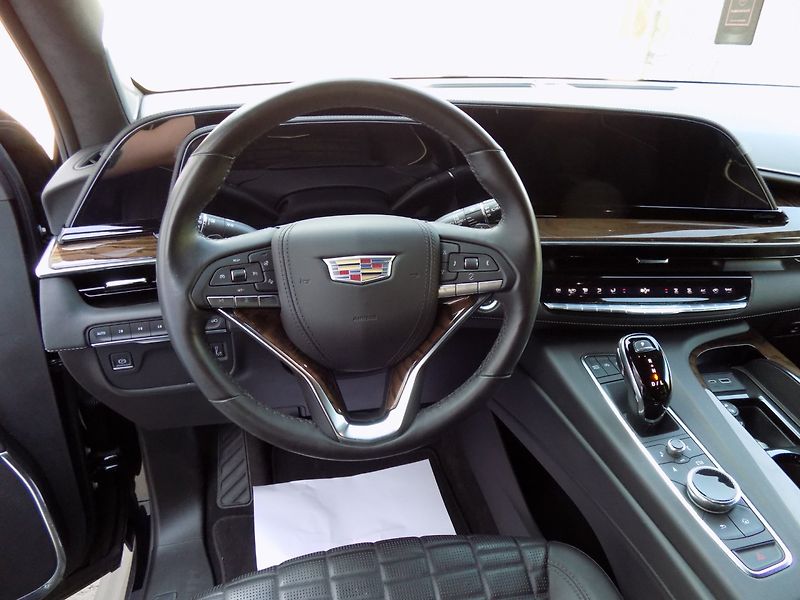 Cadillac Escalade (2022) 6.2/V8/4WD/Sport Platinum/ČR/ - fotka 27 z 50