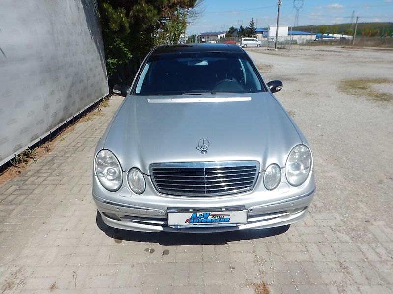 Mercedes-Benz Třídy E E 350 4MATIC, DIGIKLIMA - fotka 3 z 32