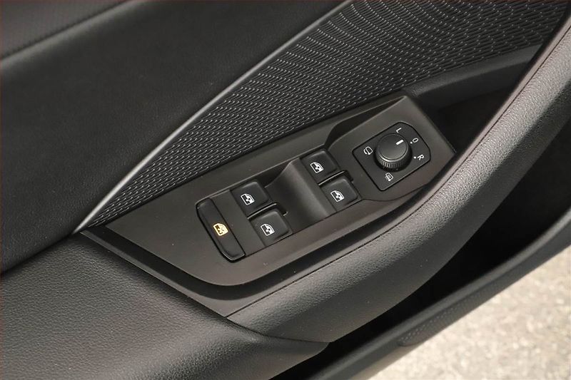 Škoda Octavia (2022) Style 1.5 TSI - fotka 9 z 18