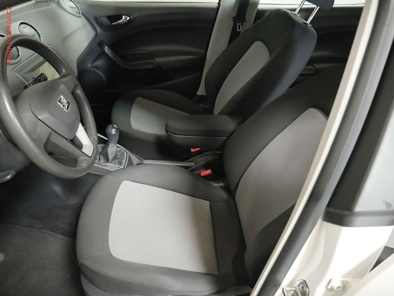 Seat Ibiza (2016) 1.2 TSi, 1.maj,ČR, AC - fotka 9 z 15