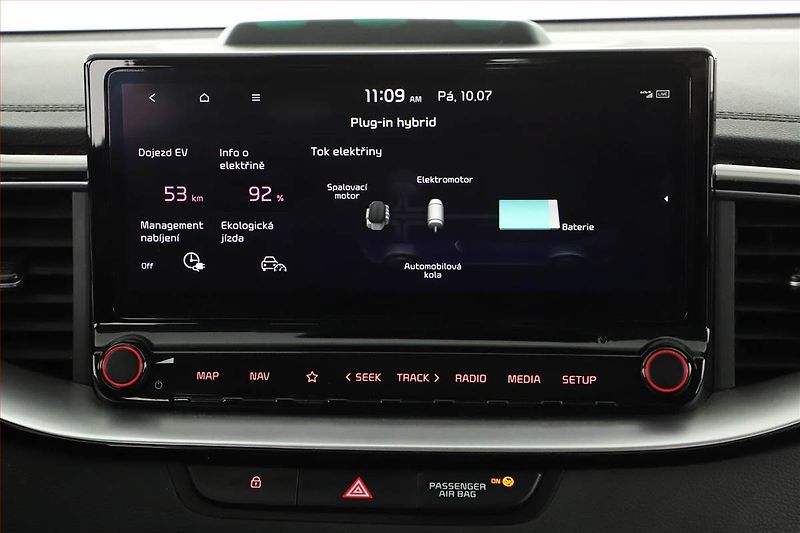 Kia Ceed (2022) 1.6 GDI plug-in - fotka 16 z 20
