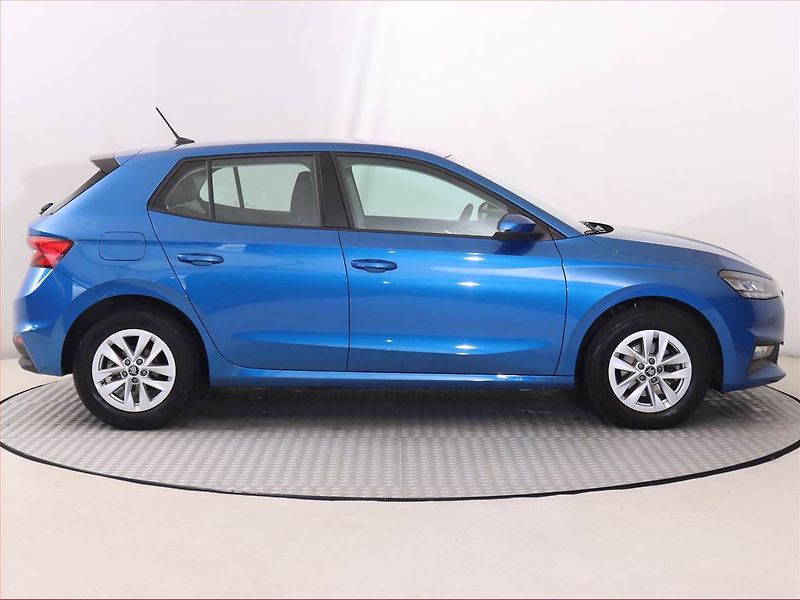 Škoda Fabia (2025) 1.0 TSI, Serv.kniha, Tempomat - fotka 6 z 19