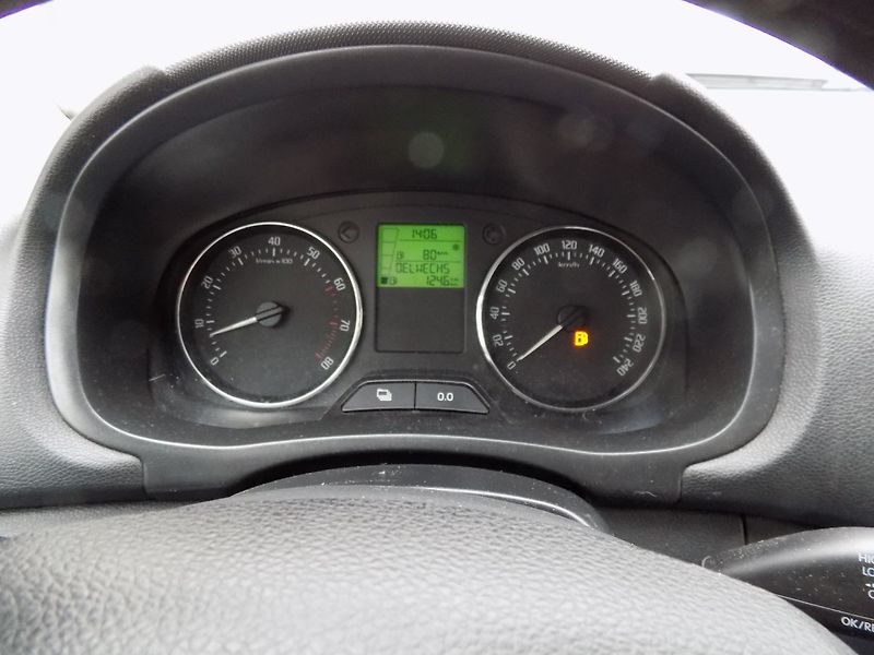 Škoda Fabia (2013) 1.2TSi/Klimatizace/ - fotka 25 z 29