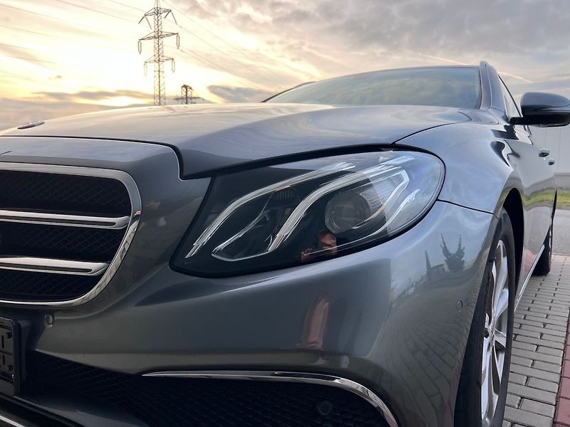 Mercedes-Benz Třídy E 220d Business-P.KAMERA-TAŽNÉ.Z - fotka 9 z 49