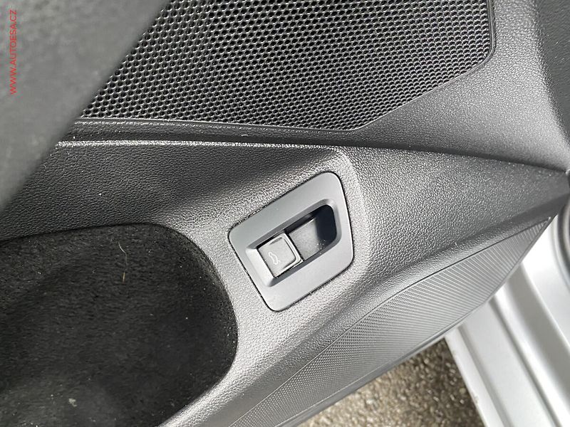 Volkswagen Passat (2021) 2.0 TDi, Business, DSG, TZ - fotka 14 z 19