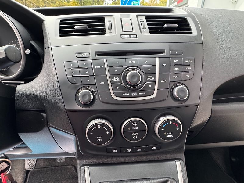 Mazda 5 (2012) 1.6 MZR-CD, 7míst - fotka 20 z 36