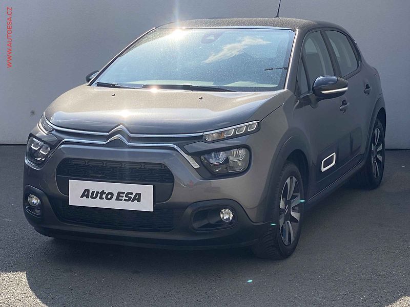 Citroën C3 (2021) 1.2 PT, Shine, navi, kamera - fotka 3 z 16