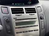 Toyota Yaris 1,3 Terra Cool - náhled 12