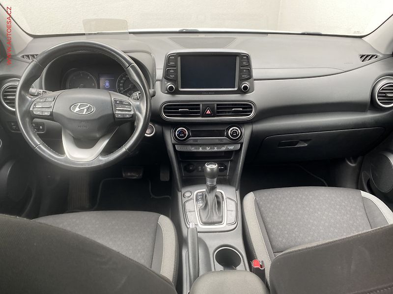 Hyundai Kona (2020) 1.6 CRDi, AT, navi, kamera - fotka 8 z 19