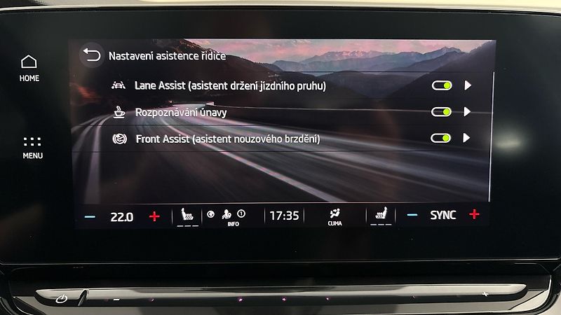 Škoda Octavia 2.0 TDI Style - fotka 24 z 26