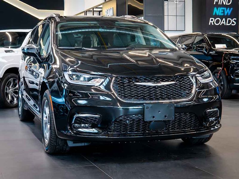 Chrysler Pacifica (2022) 3.6 Limited AWD, 360 Cam, ACC - fotka 11 z 44