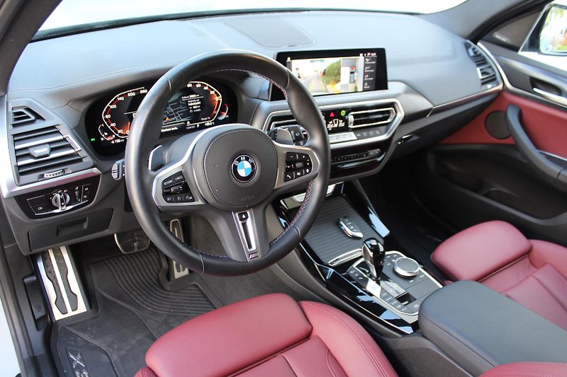 BMW X3 M40i - fotka 4 z 27