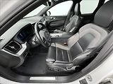 Volvo XC60 2,0 B4 A8 Ultimate Dark LED - náhled 3