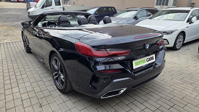 BMW Řada 8 (2023) M850i 4.4 V8 390kW xDrive AT - fotka 5 z 42