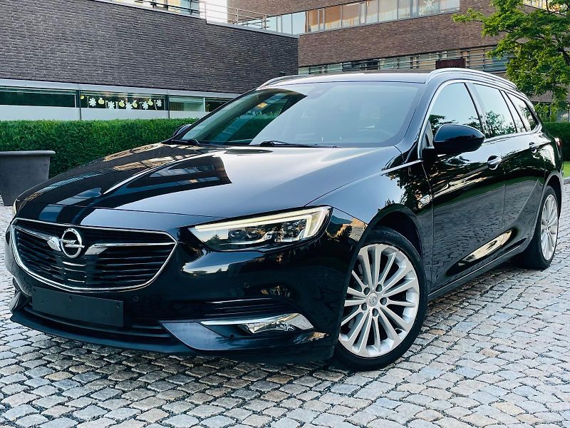 Opel Insignia 2.0CDTi KAMERA VÝHŘEV SERVISKA - fotka 1 z 51