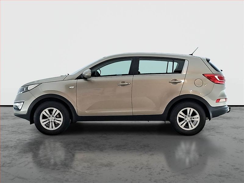 Kia Sportage (2012) 1.6 GDI, Park. senzory - fotka 3 z 17
